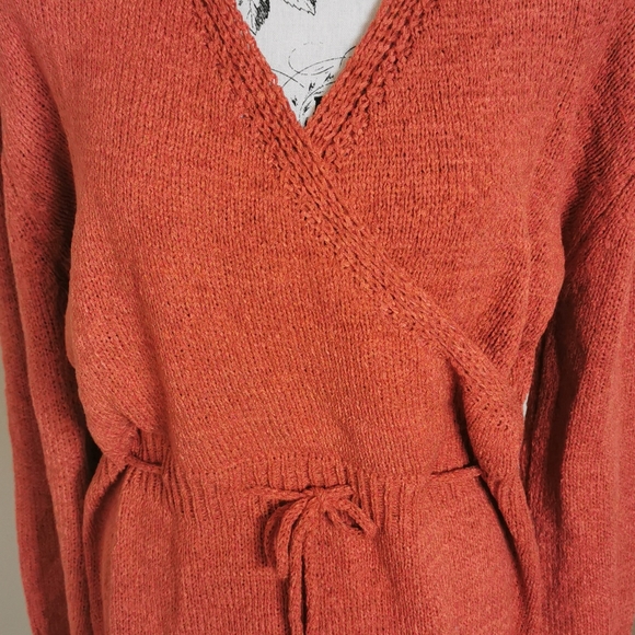 SHEIN bell-sleeve wrap dress - Picture 6 of 6